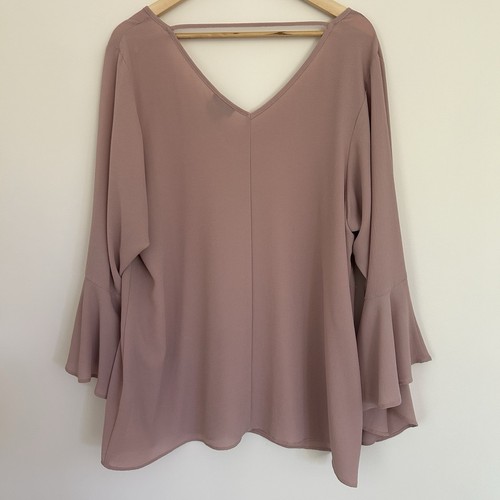 City Chic Womens Blouse Size M / 18 Dusty Pink 3/4 Bell Sleeves V Neck Flowy - Picture 2 of 20