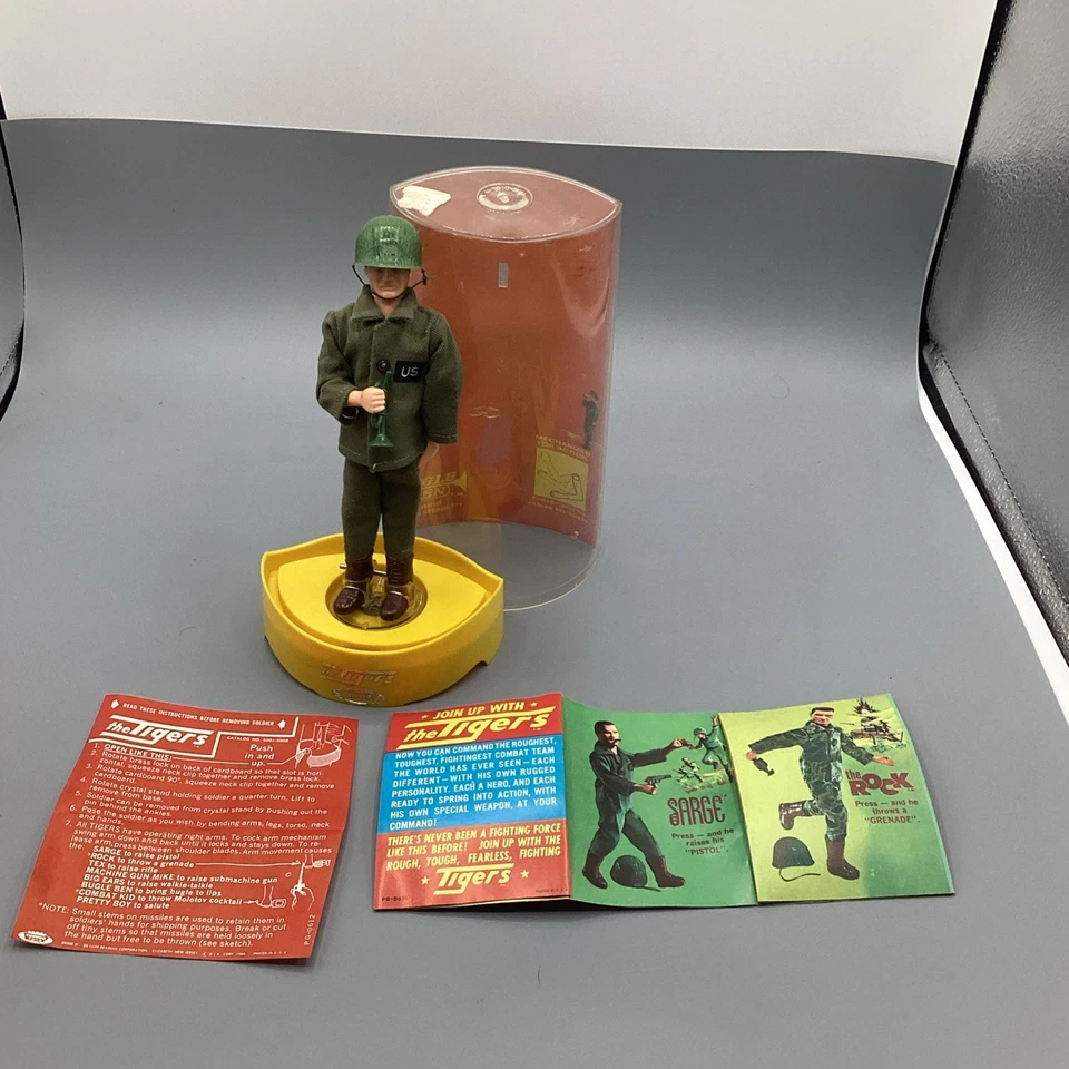 NOS 1966 Vintage TOPPER Toys The Tigers Military Bugle Ben W/Original Case - Image 3 of 4