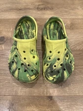 Crocs Kid's Unisex Classic Baya Marbled Clog Green/Yellow/Black Sz J3
