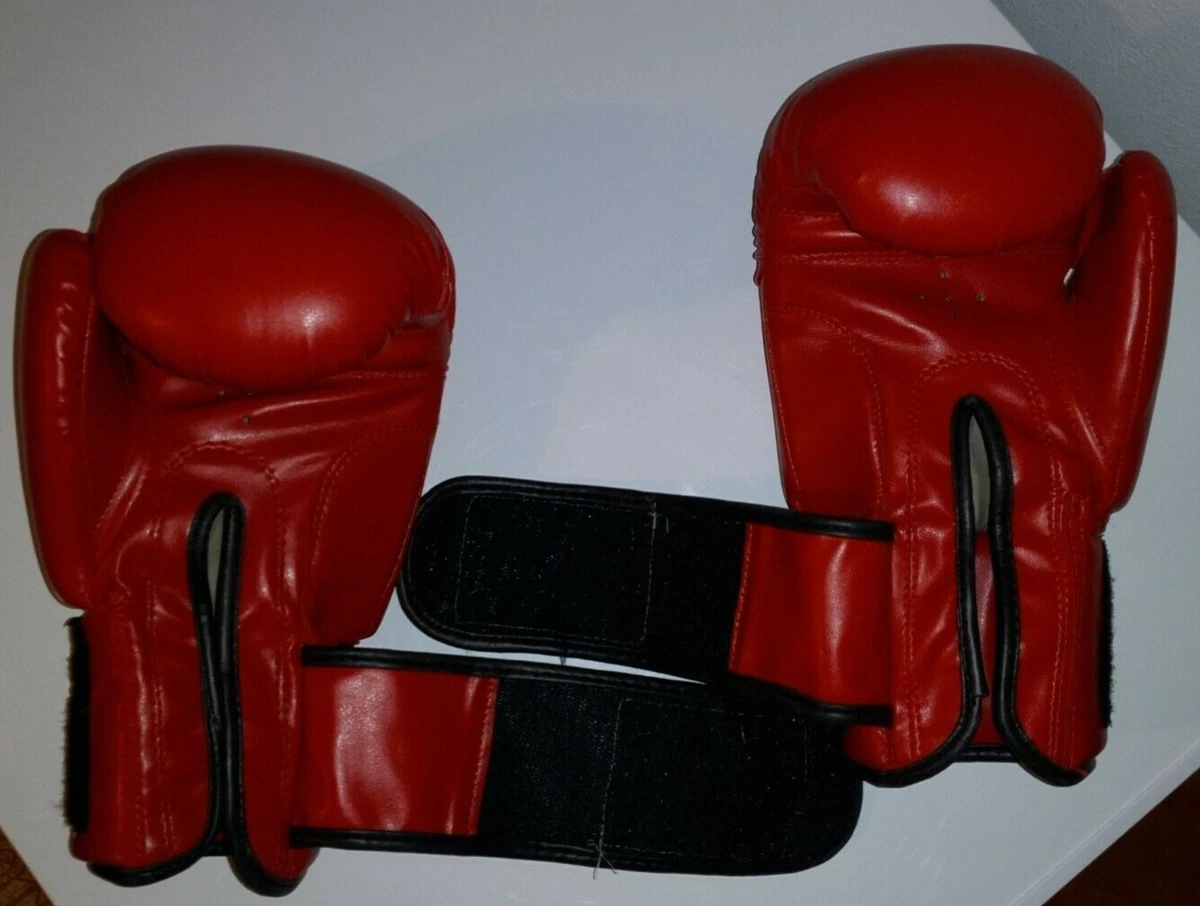 Boxing gloves best sale academy