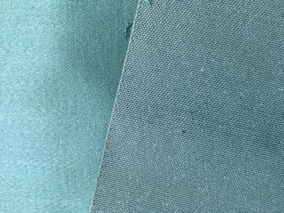 Tissu d'ameublement satin épais vert larg 71 cm x H 150 cm, réf A349 - Photo 2/3