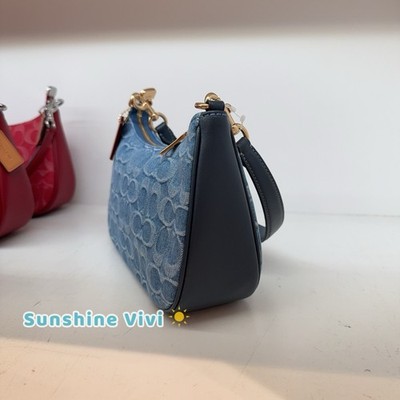 NWT Coach Teri Shoulder Bag In Signature Denim CDQ56 denim/Gold