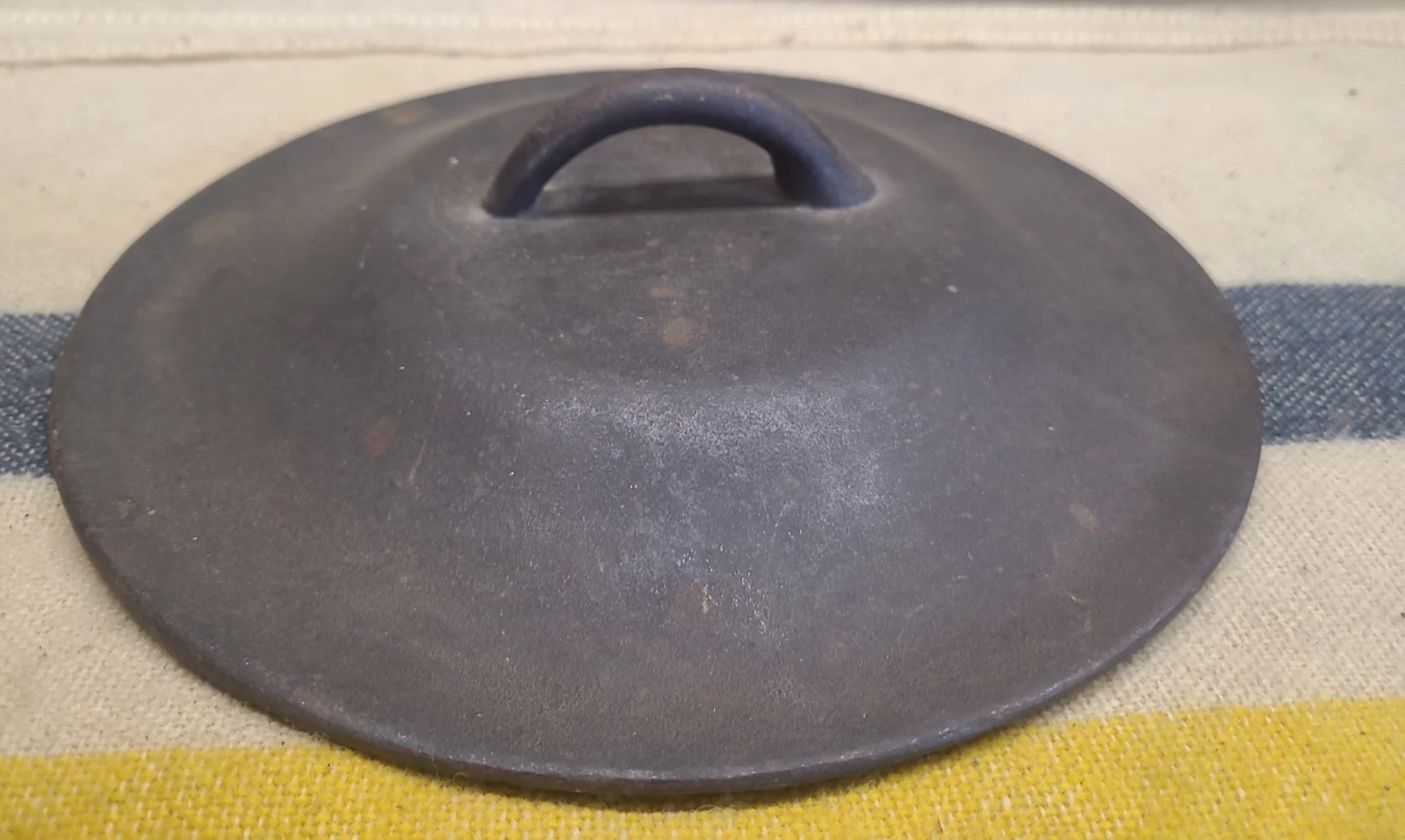 Antique Cast Iron Lid - Star Mystery Mark #2 - 10 1/8" Dutch Oven Kettle Cover
