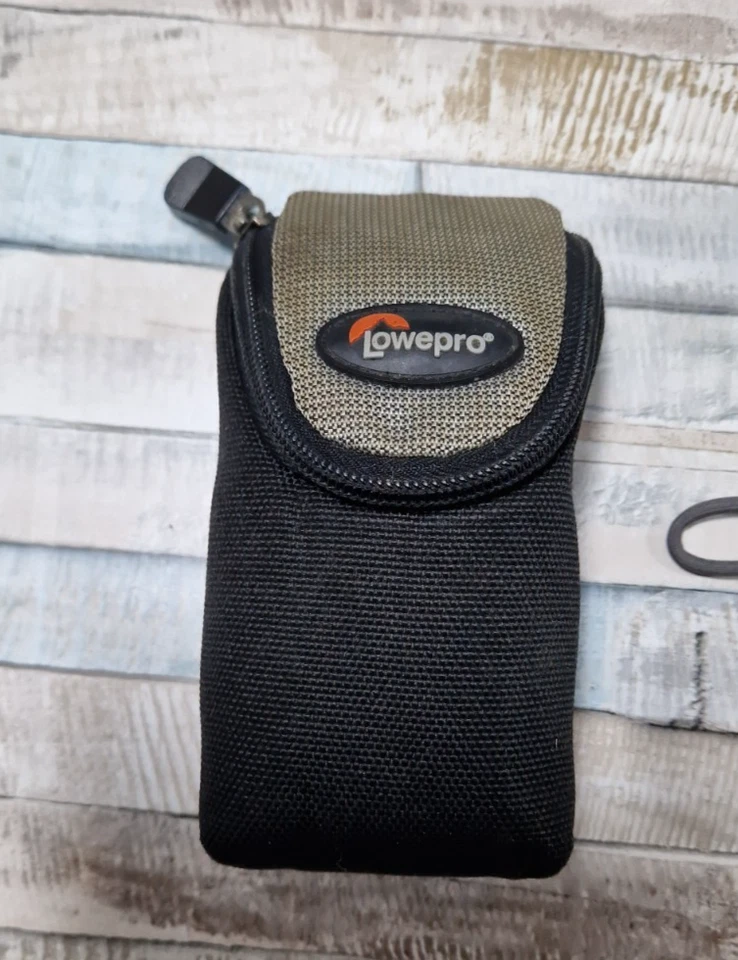 Sony  Cyber-shot DSC-P73 MPEGMOVIE VX Digital Camera 3x Optical Lens Silver - Image 3 of 4