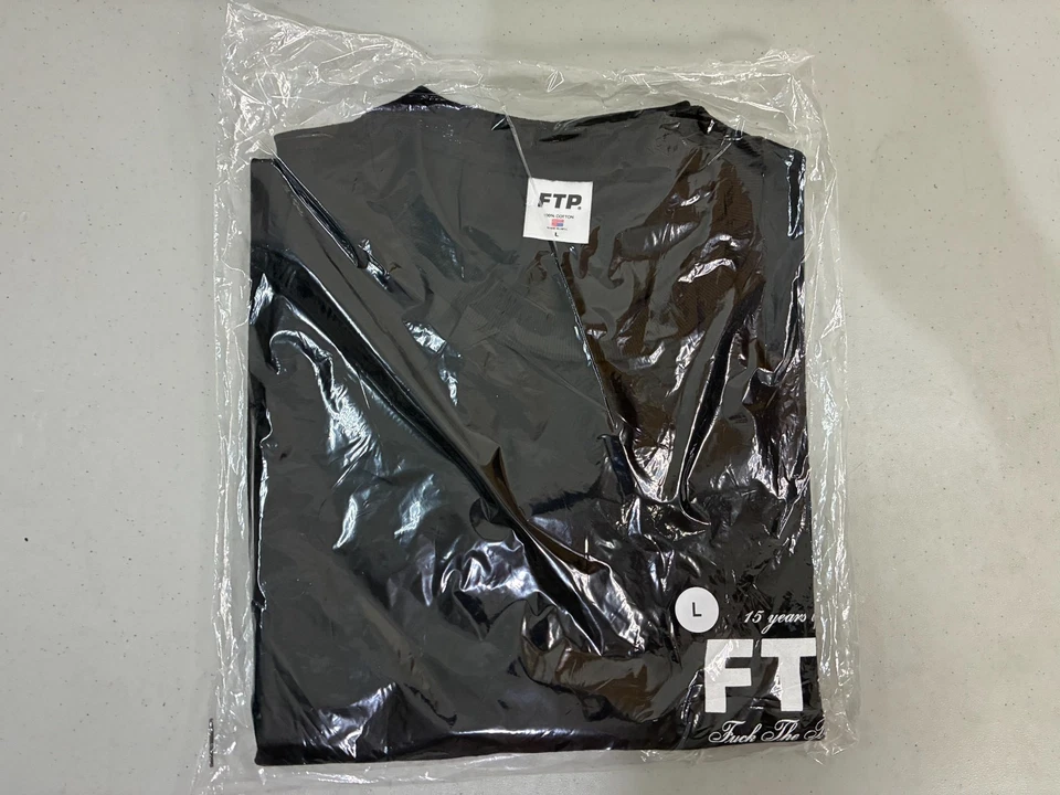 Camiseta FTP 15 Aniversario Logo Gráfico Hombre Negra Talla Grande Foto 3 de 3