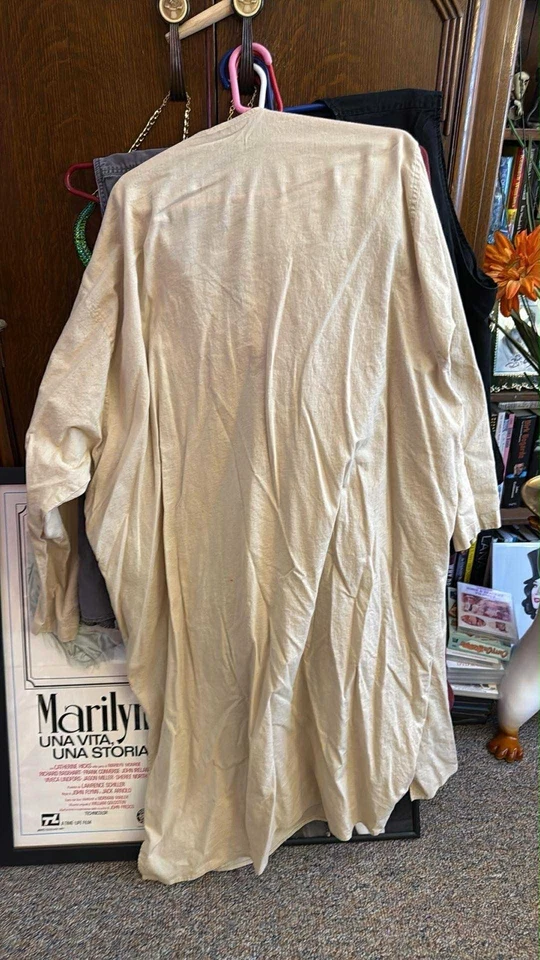Hand Sewn 💯 LINEN VICTORIAN STYLE NIGHTSHIRT 4XB - Image 2 of 4