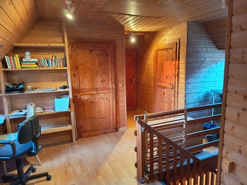 Fachwerkhaus in ökologischer Bauweise mit Fotovoltaik, Kollektoren und Wallbox - Bild 4 von 23