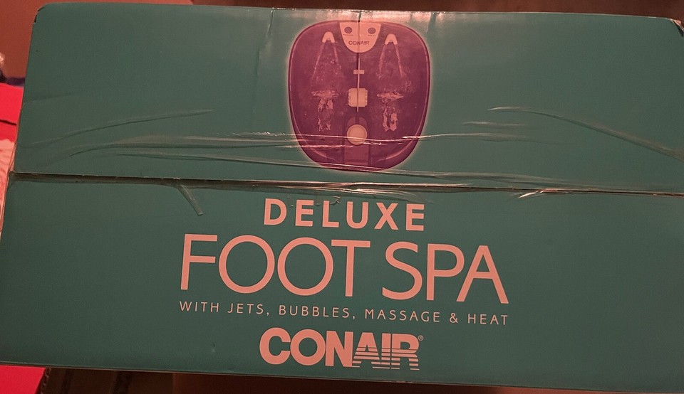 NEW CONAIR DELUXE FOOT SPA WITH JETS, BUBBLES, MASSAGE, HEAT IN BOX