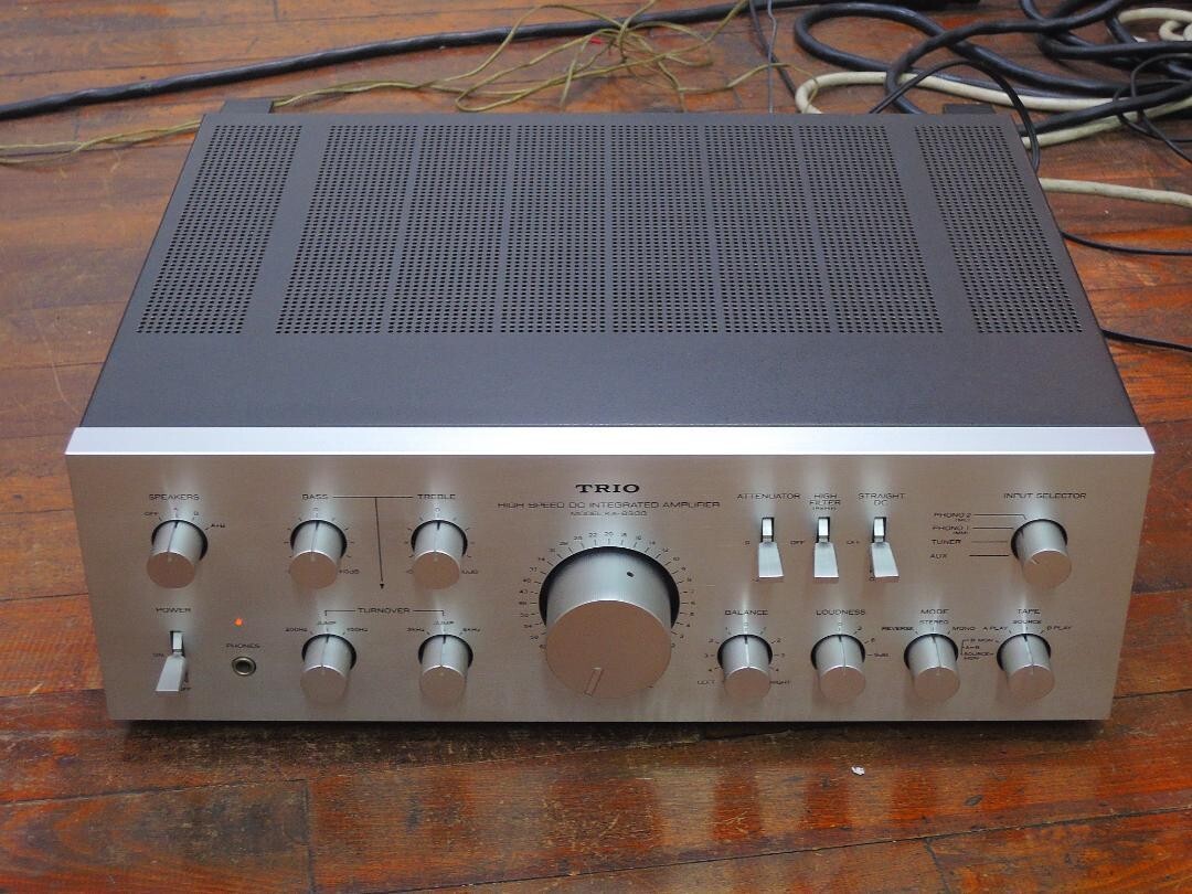 TRIO Kenwood KA-8300 MOSFET Integrated Amplifier Vintage Hi