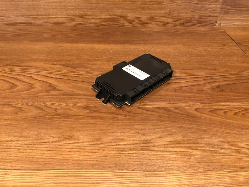 08_ 2015 MINI COOPER CLUBMAN R55 R56 MÓDULO DE CONTROLE DE COMPUTADOR CORPO FOOTWELL FABRICANTE DE EQUIPAMENTO ORIGINAL 4 - Imagem 2 de 4