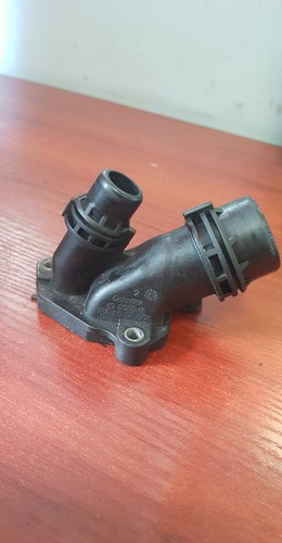 BMW 1 3er E60 E81 E87 E90 Diesel N47 Wasserpumpe Thermostat Stecker 7800048