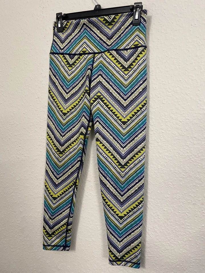 Mujeres Aerie Chill Play Move Legging Medio Verde Azul Blanco Capri Deportes Yoga Foto 3 de 4