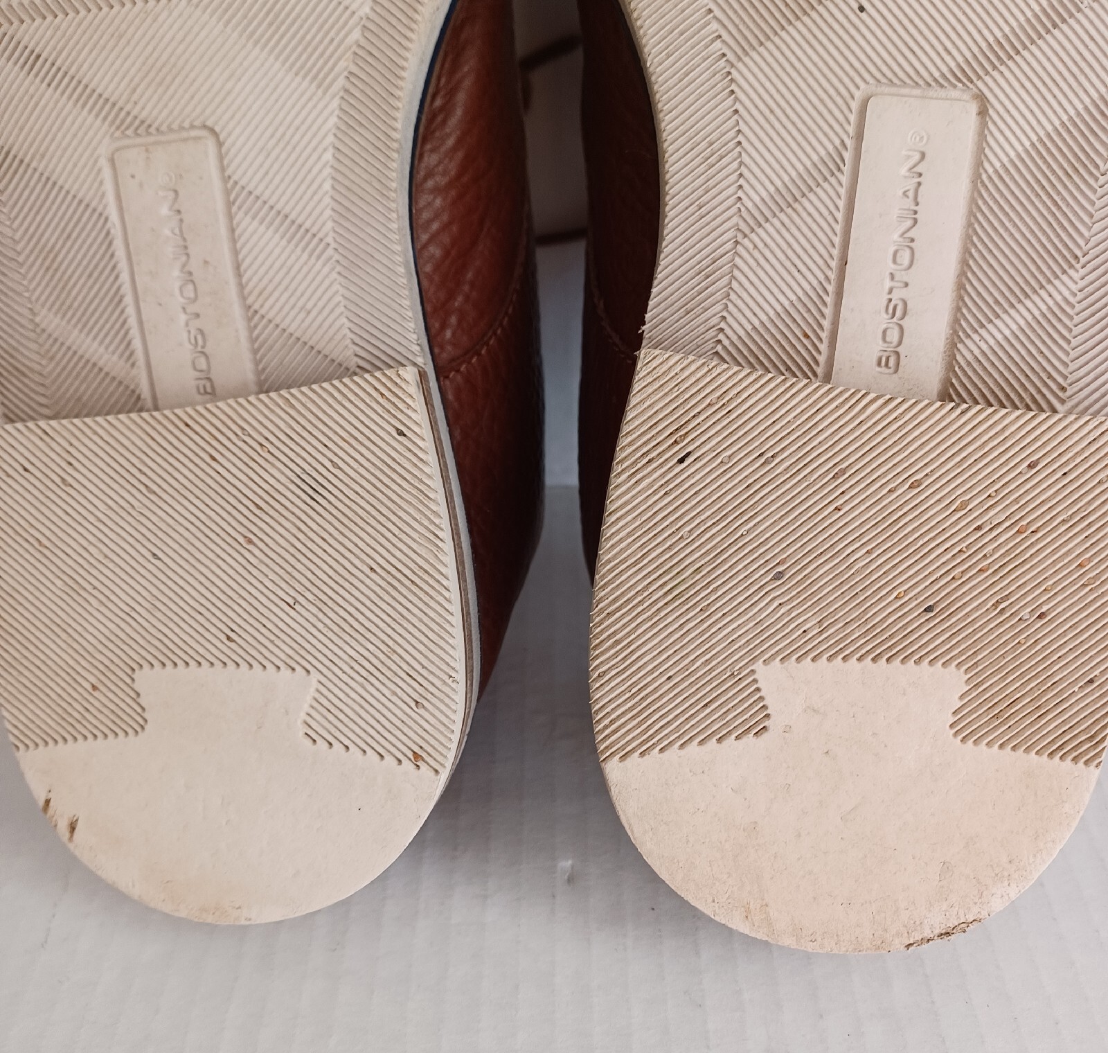 SAOLA Bostonian Brown Oxford Shoes SOFT leather Stitched Sole 7.5 M Cushioned