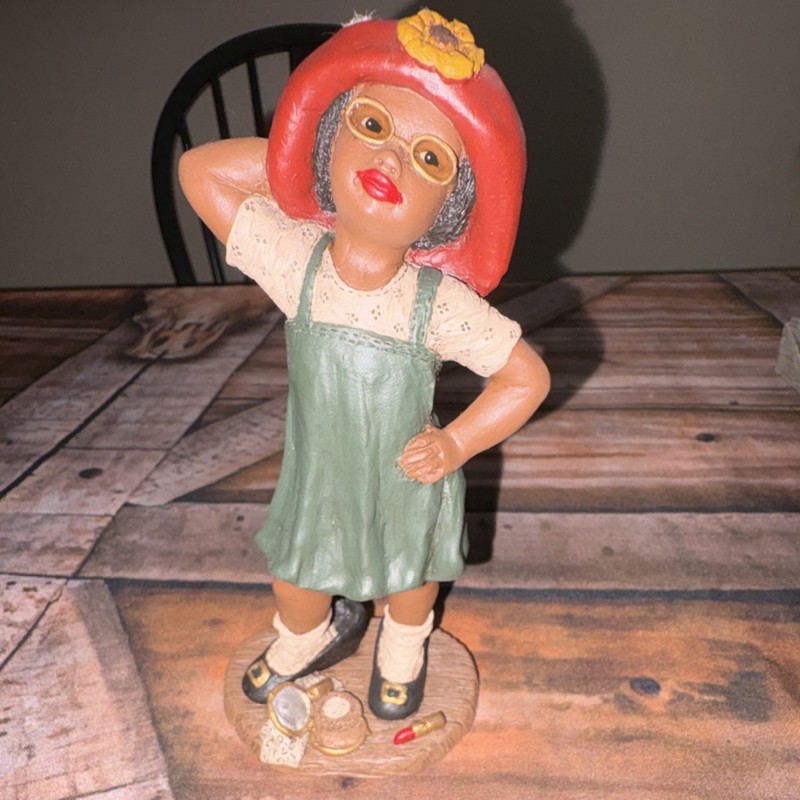 M. I. Hummel Club Gina Girl Figurine Resin Painted Multicolor 1996