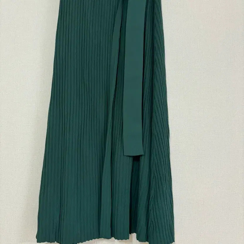 Massimo Dutti Green Wrap Dress S Fit 55-66 thumbnail 8