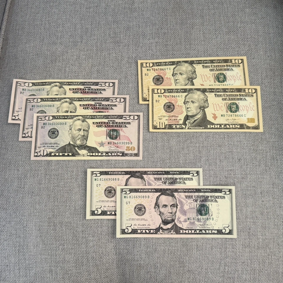 $180 USA Dollars, UNC - $50 x3, $10 x2, $5 x2, 2013 & sequenced (£135 exchange) - Image 1 of 2