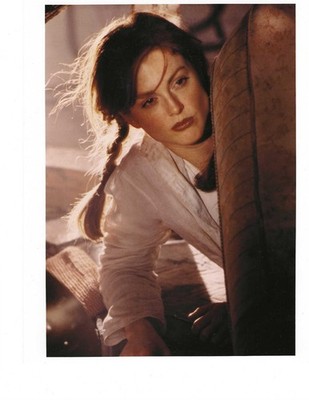 Julieanne Moore 8'' x 1 0'' color photo  - Free Shipping!!