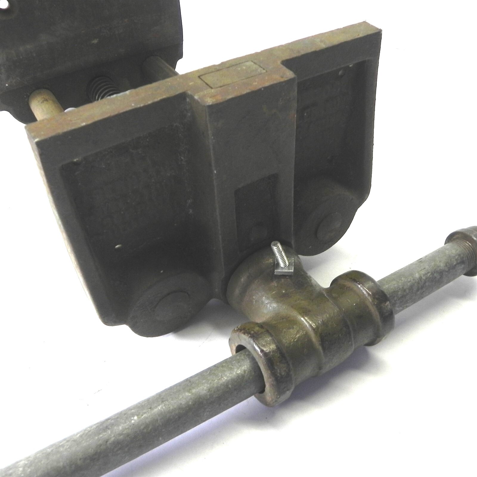 ABERNATHY 70D WOOD WORKING VISE ANTIQUE VINTAGE 6 3/4" TABLE MOUNTED