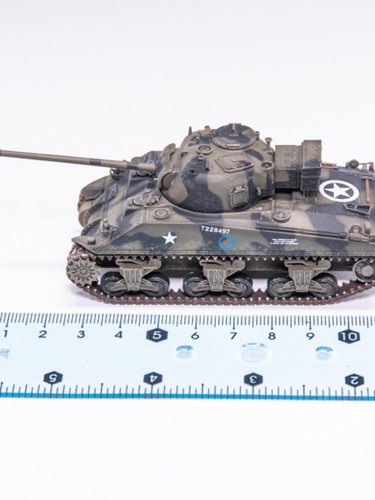 63245 1/72 British Firefly VC Tank 1st Armoured Division Normandy 1944 finished - Picture 5 of 11