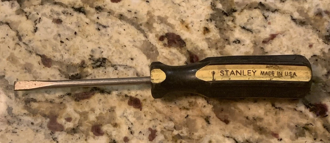 VINTAGE STANLEY MADE IN USA FLAT HEAD SCREWDRIVER Damaged Bent