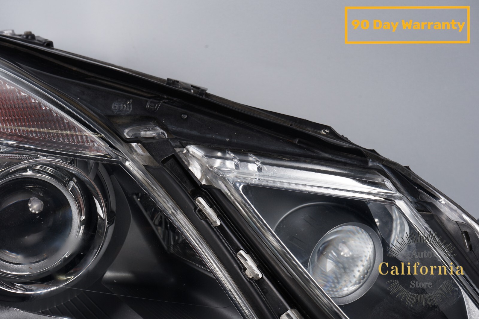 10-13 Mercedes W212 E63 AMG Front Right Passenger Xenon Headlight 