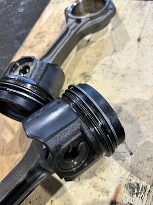 2015 Set of 6 Paccar MX13 Diesel Engine Connecting Rod/Piston