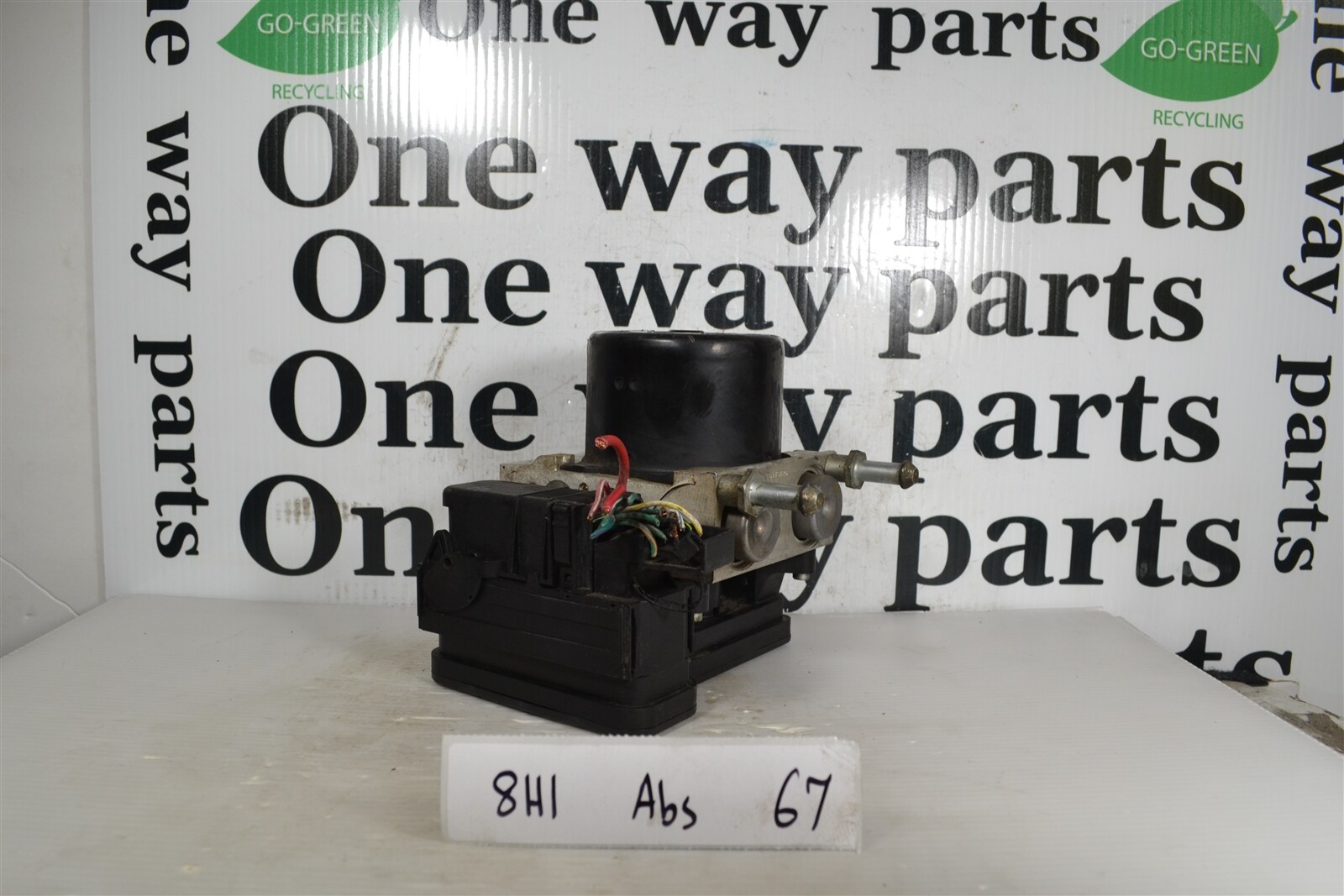 P68050120AA Chrysler Sebring 09-10 ABS Anti-Lock Brake Pump Control OEM 8H1 67