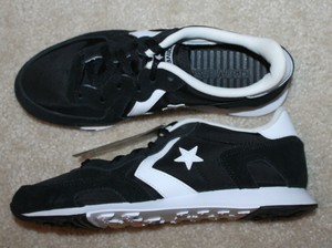 converse thunderbolt low top