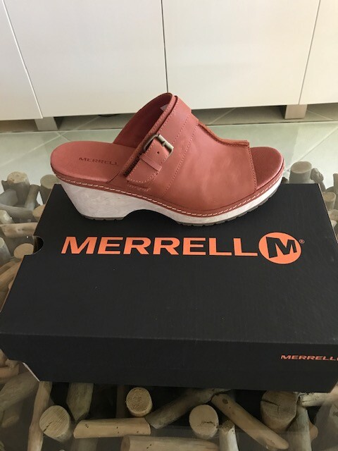 MERRELL Sandali MERREL Halendi Slide in pelle di sequoia taglia 9 $ 100 prezzo al dettaglio consigliato NUOVI