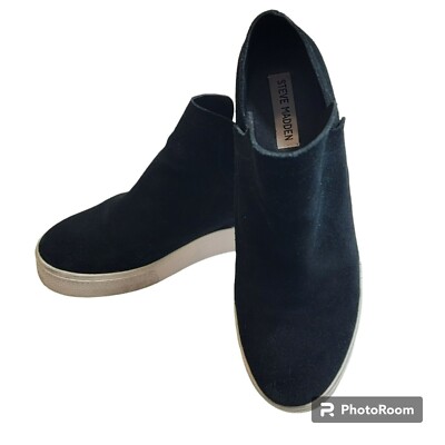 Steve Madden Wrangle Shoes, Women Black Suede, Slip On, GUC