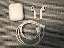 Apple AirPods 1st Gen A1523 A1722 w/ Charging Case Lightning Cable Tested