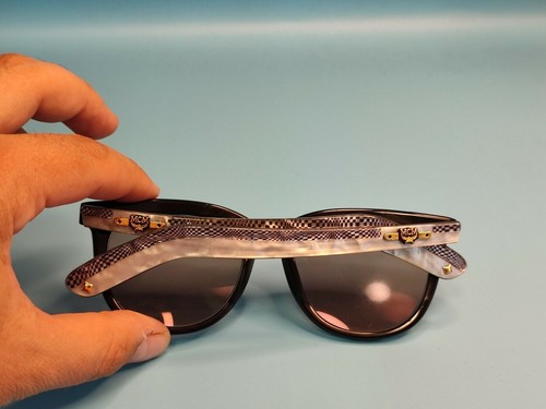 Image thumbnail 9