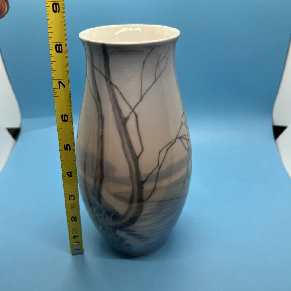 Jarrón Bing and Grondahl Art Nouveau - Flores blancas Foto 2 de 4