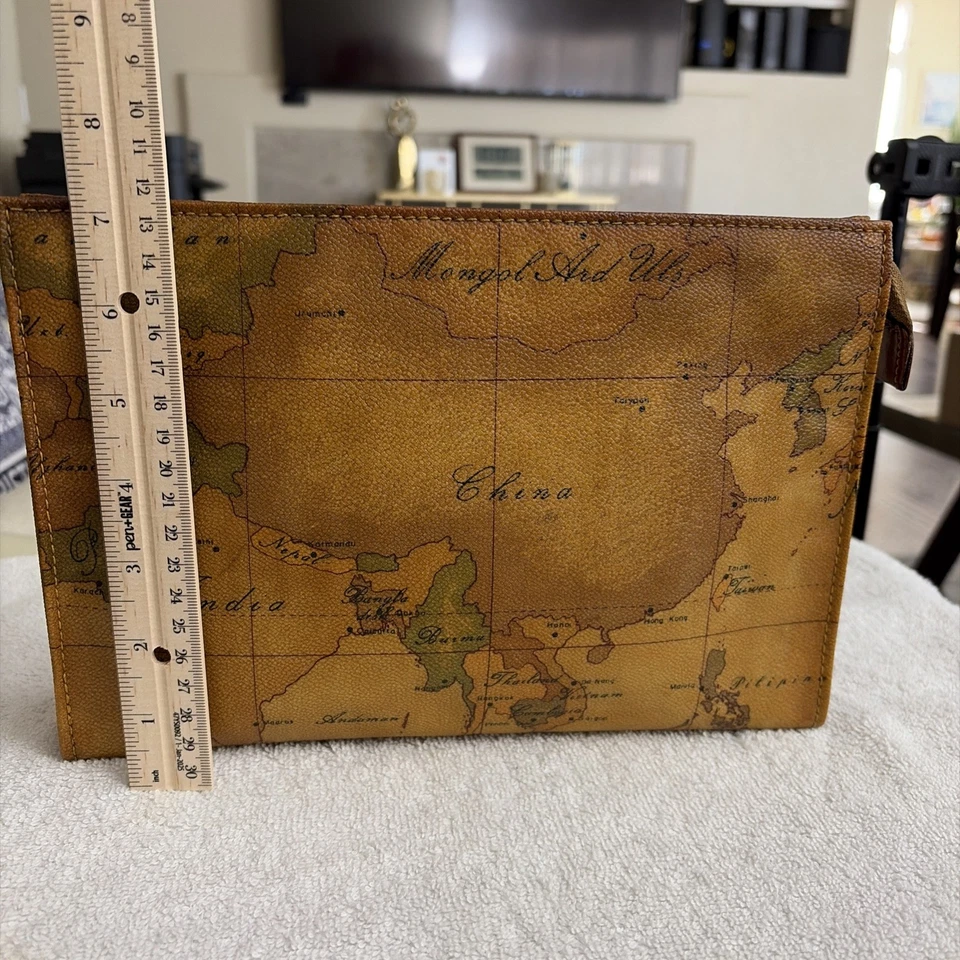 Bolsa/artículo de aseo Alviero Martini usada  Foto 2 de 4