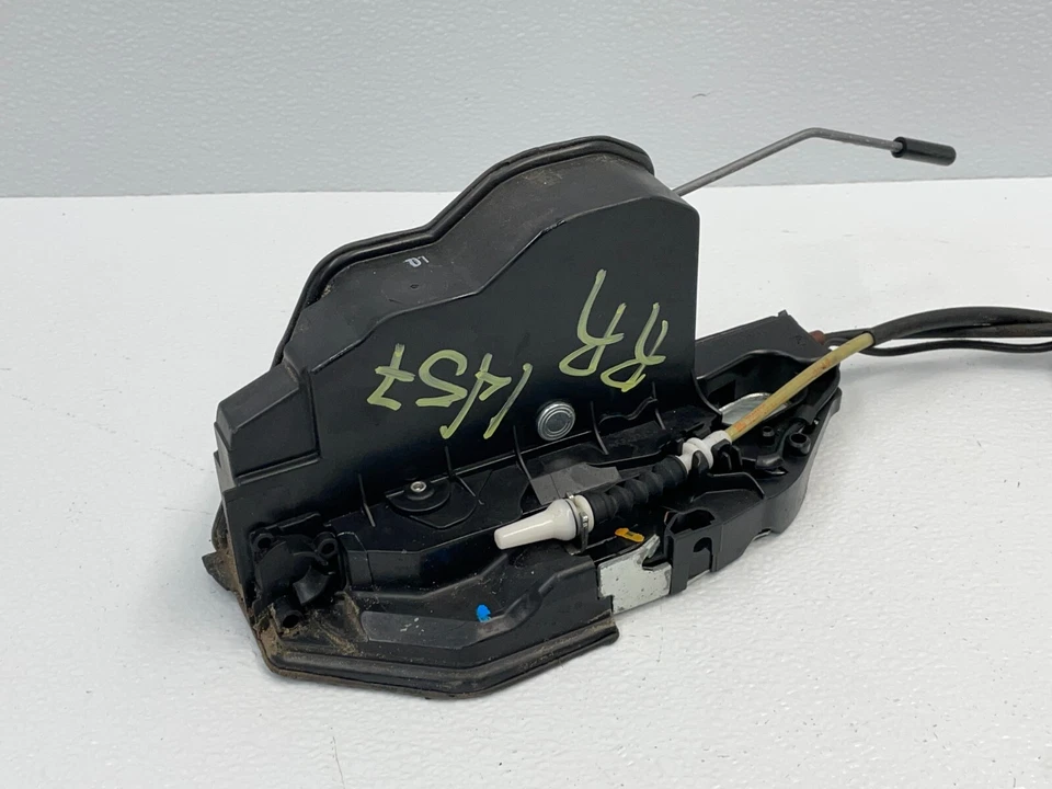 Atuador de trava de porta traseira direita 13 14 15 BMW Alpina B7 F01 F02 1457 fabricante de equipamento original - Imagem 3 de 4