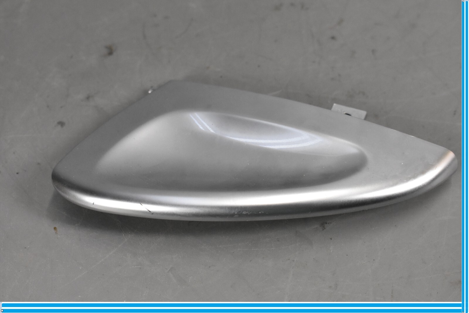Bentley Continental 2005-2008 Front Right Seat belt cover