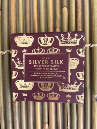 LORAC Eyeshadow Pallet-SET 6099-PLUM VELVET, GOLD STEIN, SILVER SILK -BarelyUsed - Picture 5 of 14