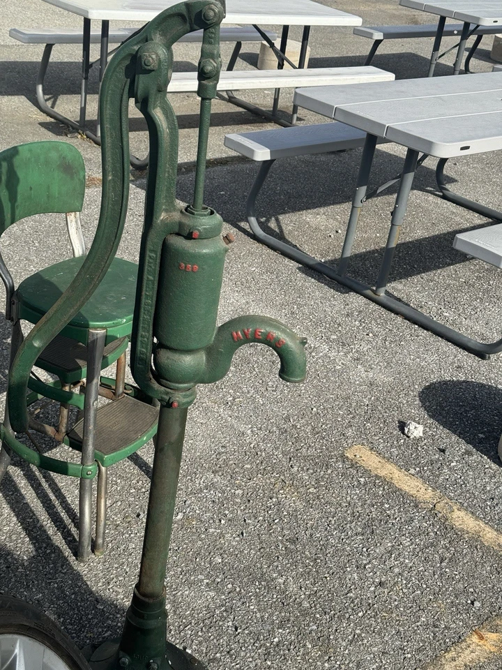 ANTIQUE MEYERS HAND WATER PUMP - Image 2 of 4