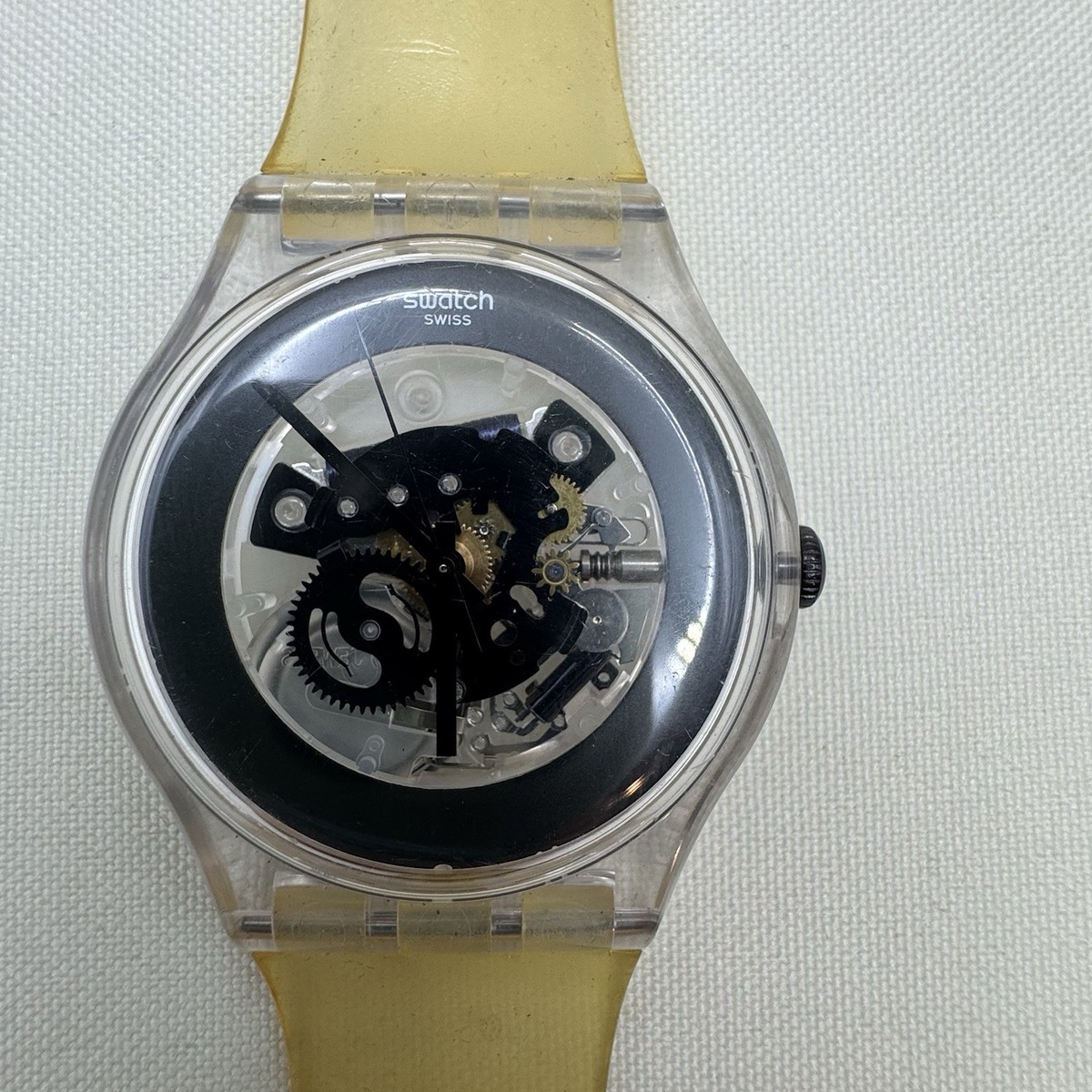 Vintage 90s Swatch Collectors Club Special GOLDEN JELLY GZ115