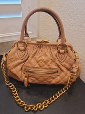 MARC JACOBS Classic Quilted Stam Beige Leathe...