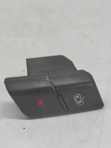AUDI A4 Avant 8ED, B7 Zentralverriegelungsschalter 8E1962107 2.00 33242125
