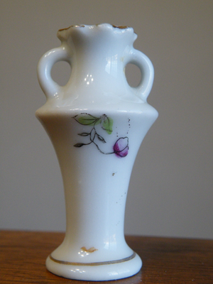 VINTAGE miniature Floral PORCELAIN Two-Handle VASE Gold Trim JAPAN