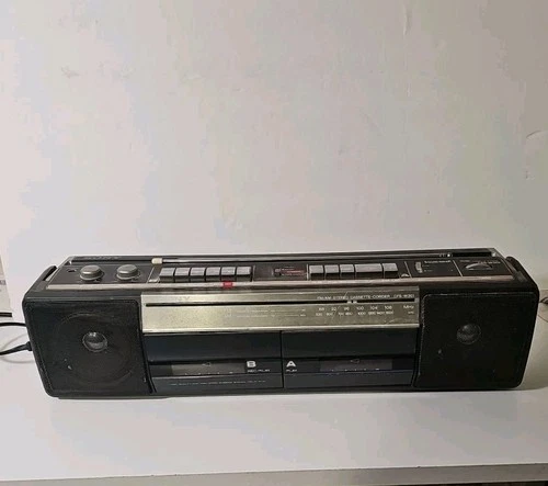 Vintage SONY CFS-W301 Sound Rider iDual Cassette Recorder AM/FM Radio Working