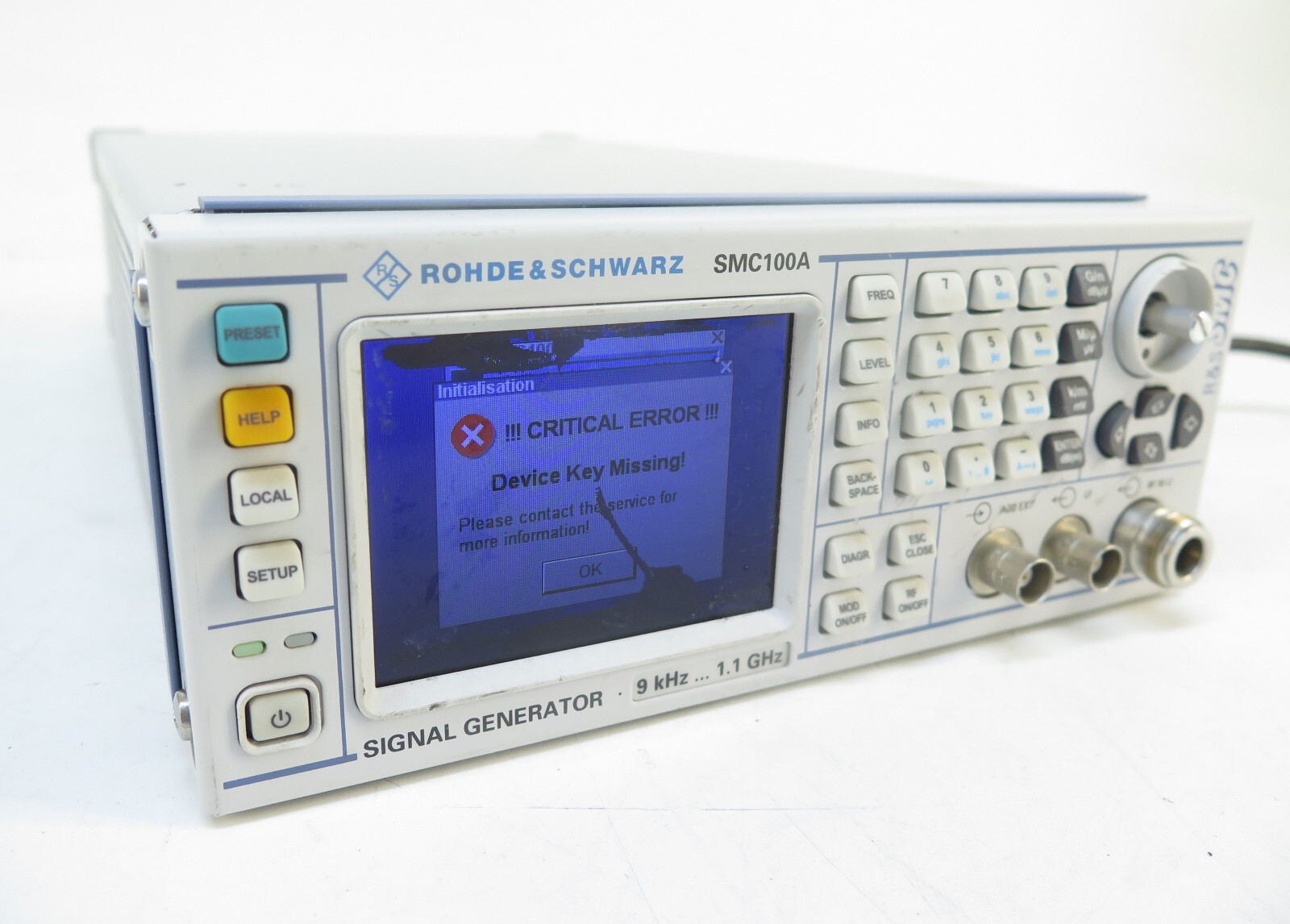 Rohde & Schwarz SMC100A Signal Generator 9 kHz to 1.1 GHz