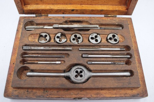 Vintage S.W. Card Mfg Co, Mansfield, Mass. Tap & Die Set NO 301 DIAMOND SCREW - Picture 3 of 7