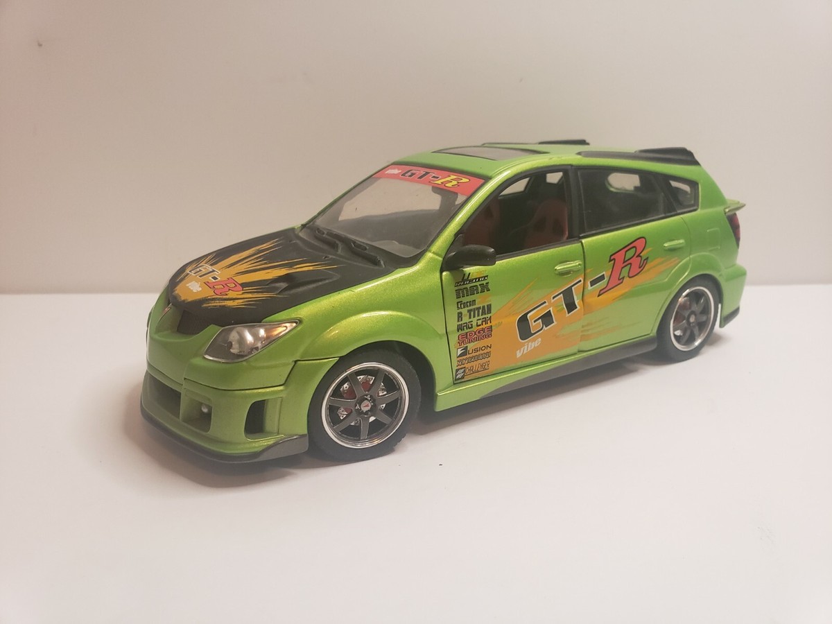 Pontiac Vibe GT-R 1/18 ダイキャストカー トヨタ ヴォルツ Pontiac Vibe GT-R 1/18 ダイキャストカー ヴォルツ 自動車