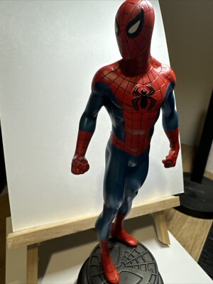 BOWEN DESIGNS Peter Parker Amazing Spider-Man Classic Full Statue Marvel Comics