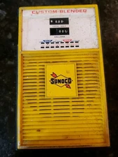Vintage 1960’s Sunoco Oil Company Gas Pump Transistor AM Radio Tested Works
