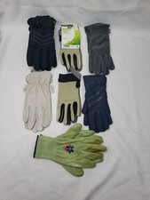 Women  s Gloves- Lot Of 7 All New Unworn