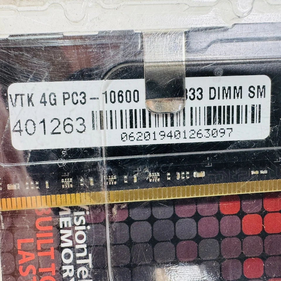 VisionTek PC3 - 10600 4 GB DIMM 1333 MHz DDR3 Memory (900385) - Image 2 of 3